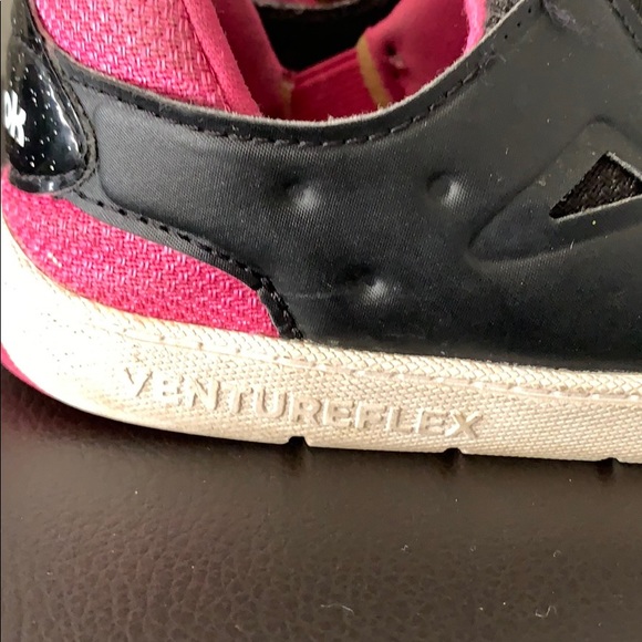 Girls Reebok shoes - Picture 7 of 7